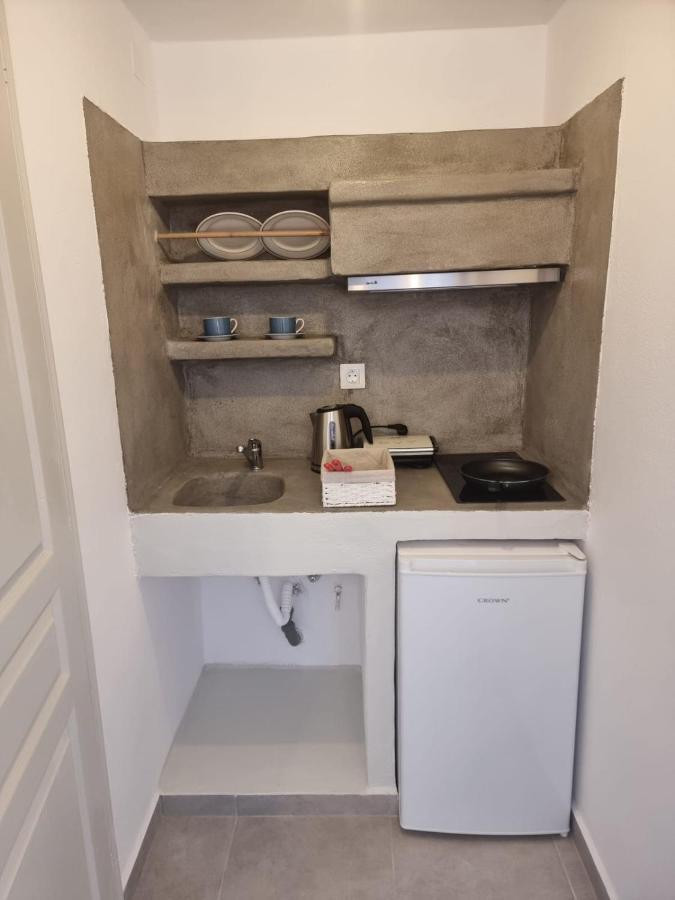 Joannes Vacation Rooms Adamantas  Екстериор снимка