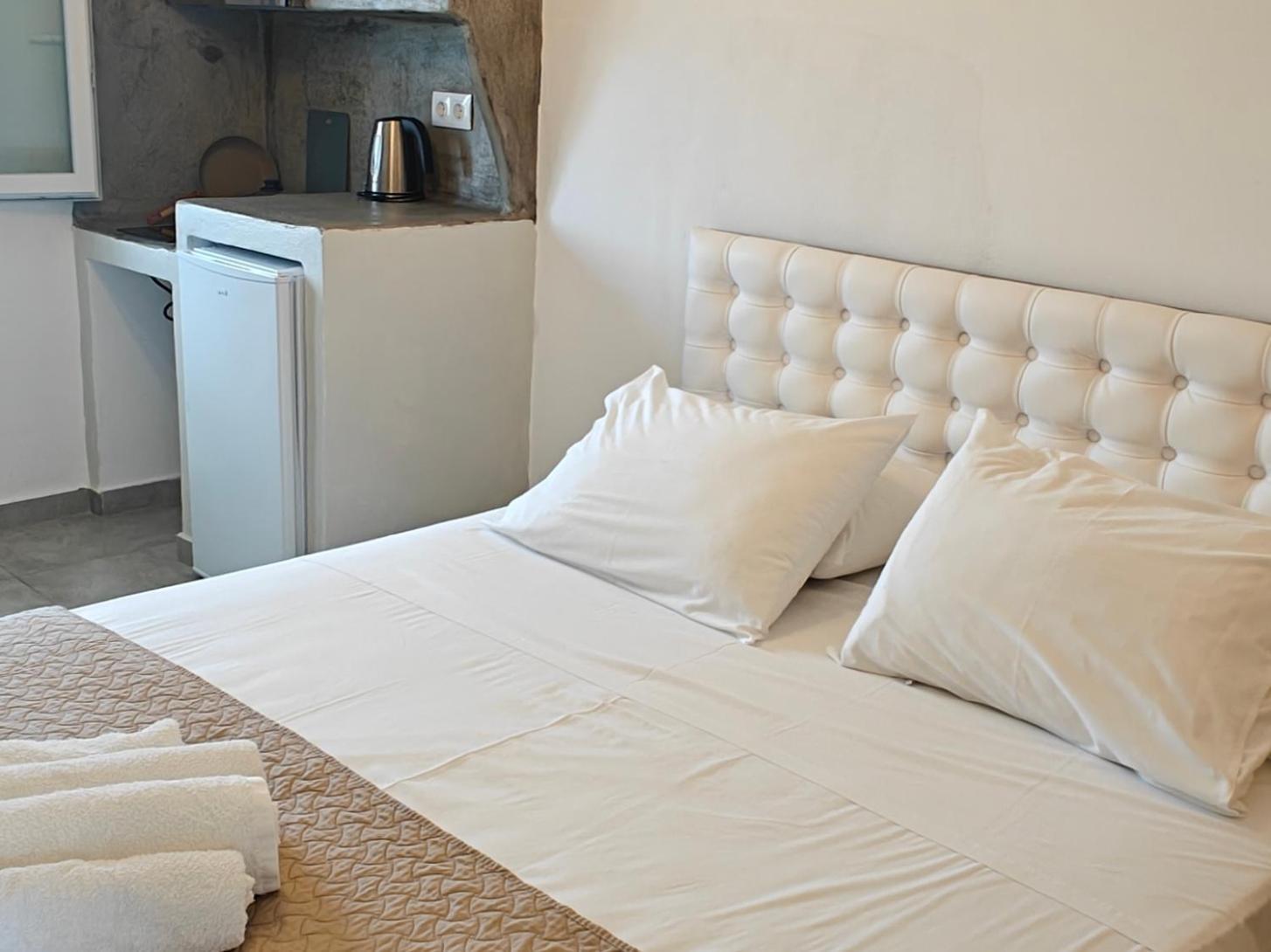 Joannes Vacation Rooms Adamantas  Екстериор снимка