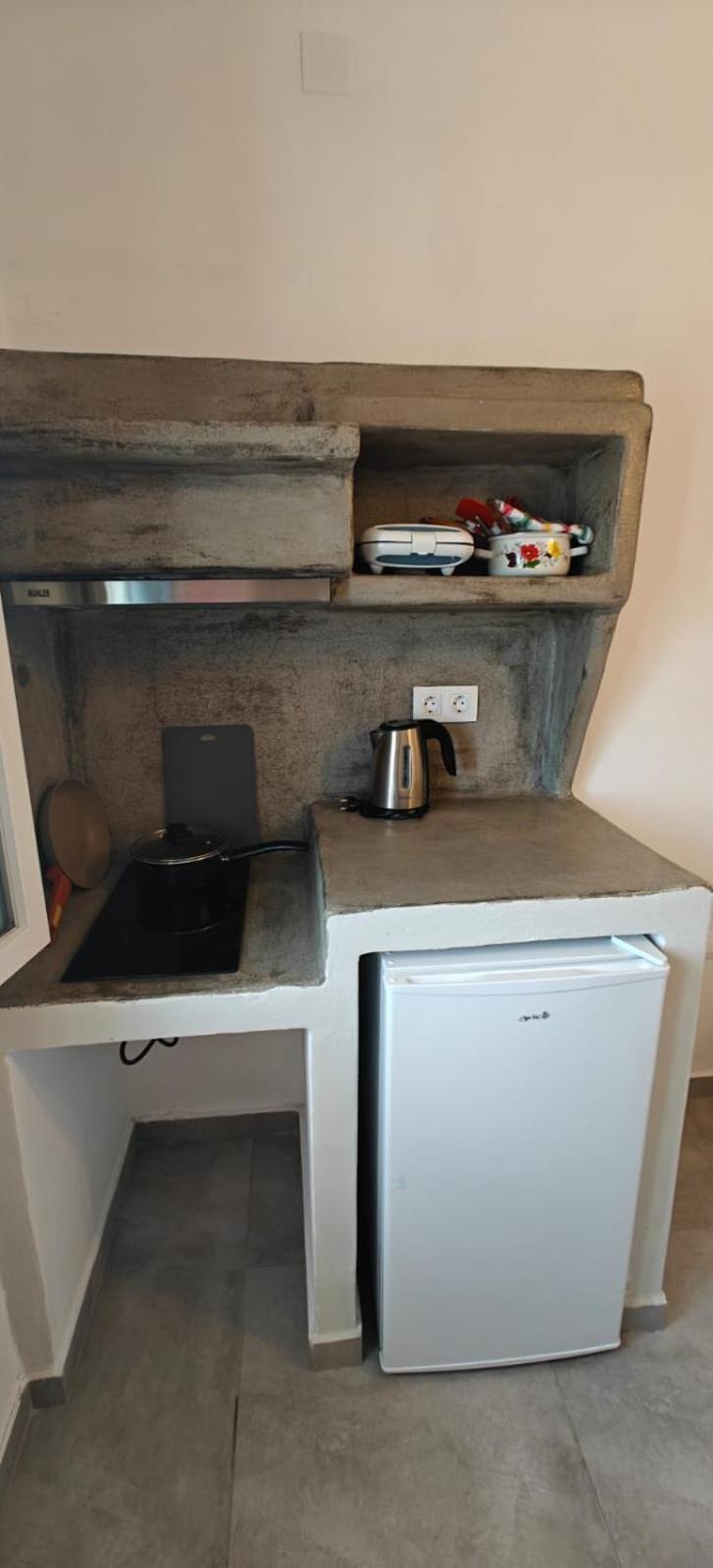 Joannes Vacation Rooms Adamantas  Екстериор снимка
